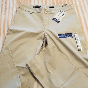 NWT Lee Curvy Fit Khakis